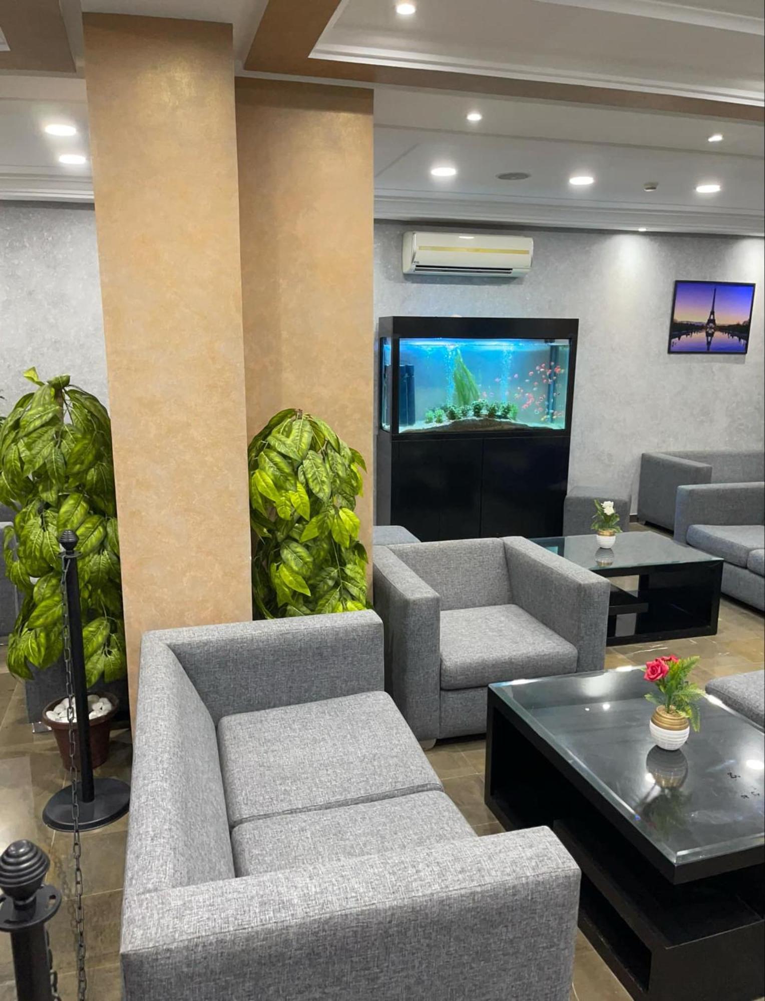 Le Parisien Tunis Hotel Eksteriør billede