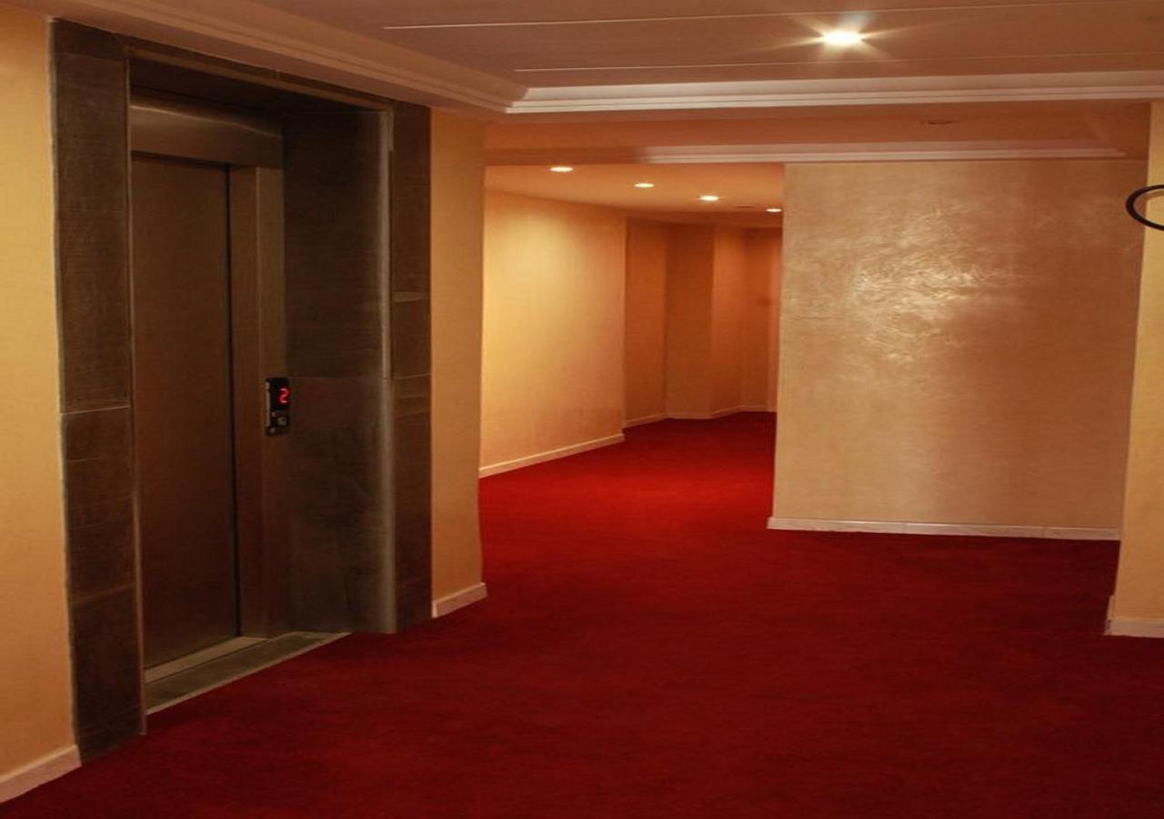 Le Parisien Tunis Hotel Eksteriør billede
